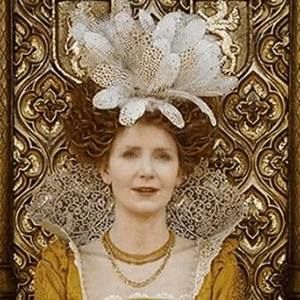 Meet your Posher, Dee